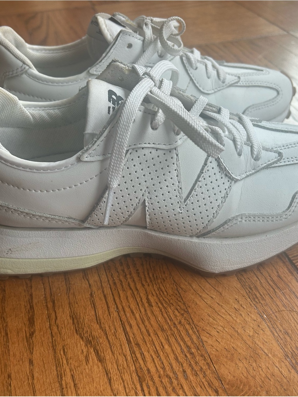 New Balance Women’s 327 White Leather Sneakers with Gum Sole - Picture 3 of 8